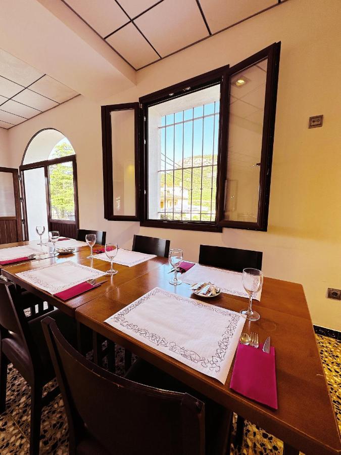 Fonda Aparicio Hotell Fuentespalda Eksteriør bilde